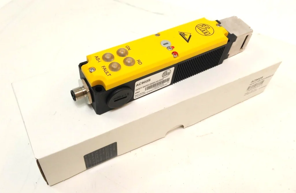 1 x Ifm Electronic AC902S Sicherheitsschalter 2SI3DO OCCP A/A