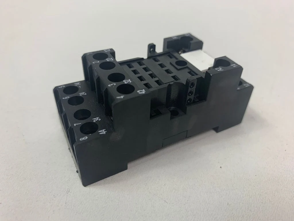 10x Schrack Relaisockel RA78728 Sockel M10