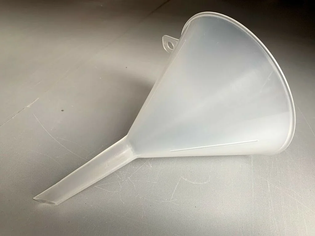 12 Stück VITLAB Trichter Ø 15 cm Auslauf-Ø 15 mm PP Transparent LM geeignet