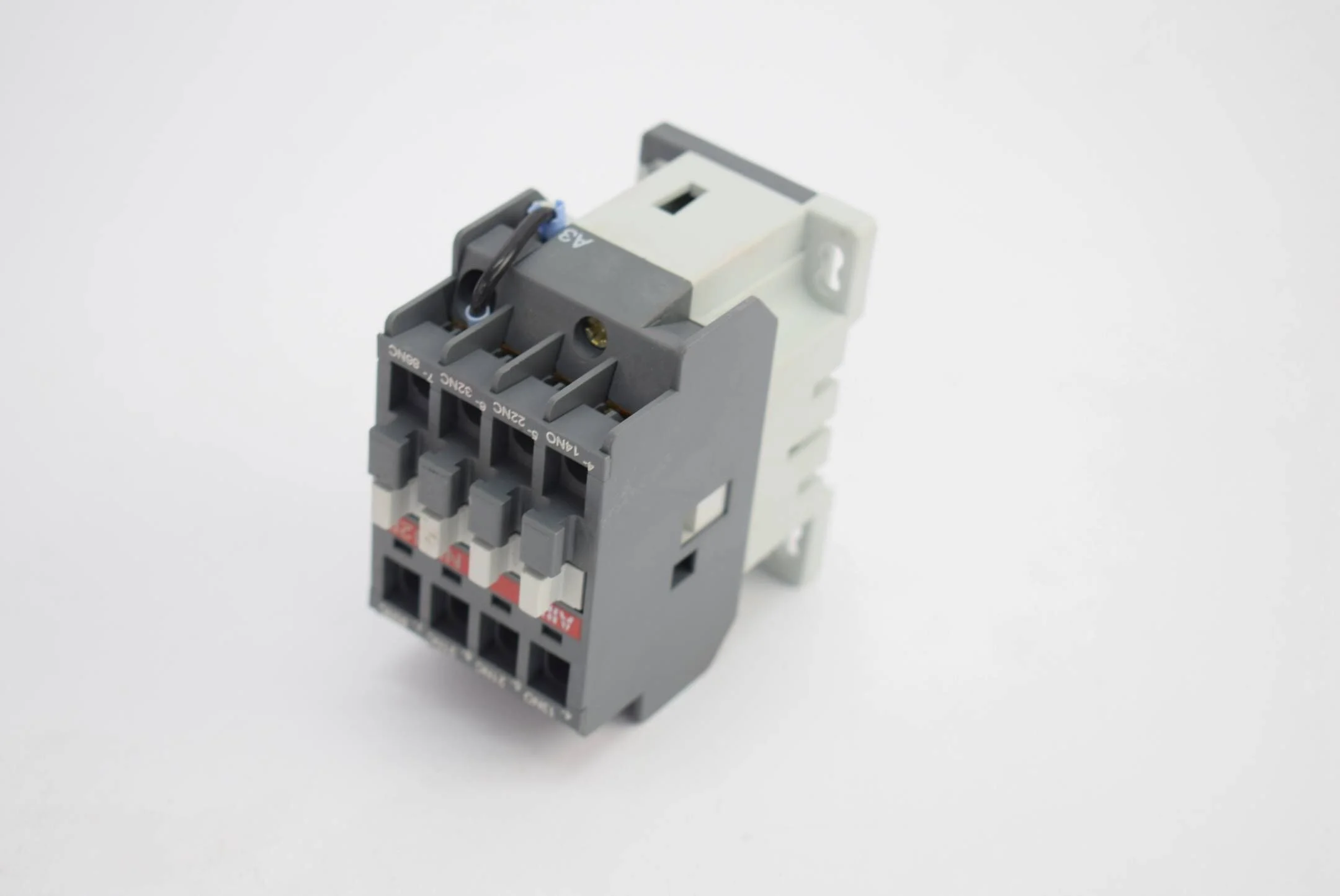 ABB Hilfsschütze NE 12E ( 1SBH149001R8112 )