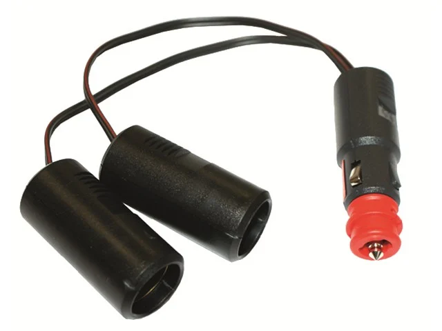 Adapterkabel 0,25m auf zwei Zigarettendosen