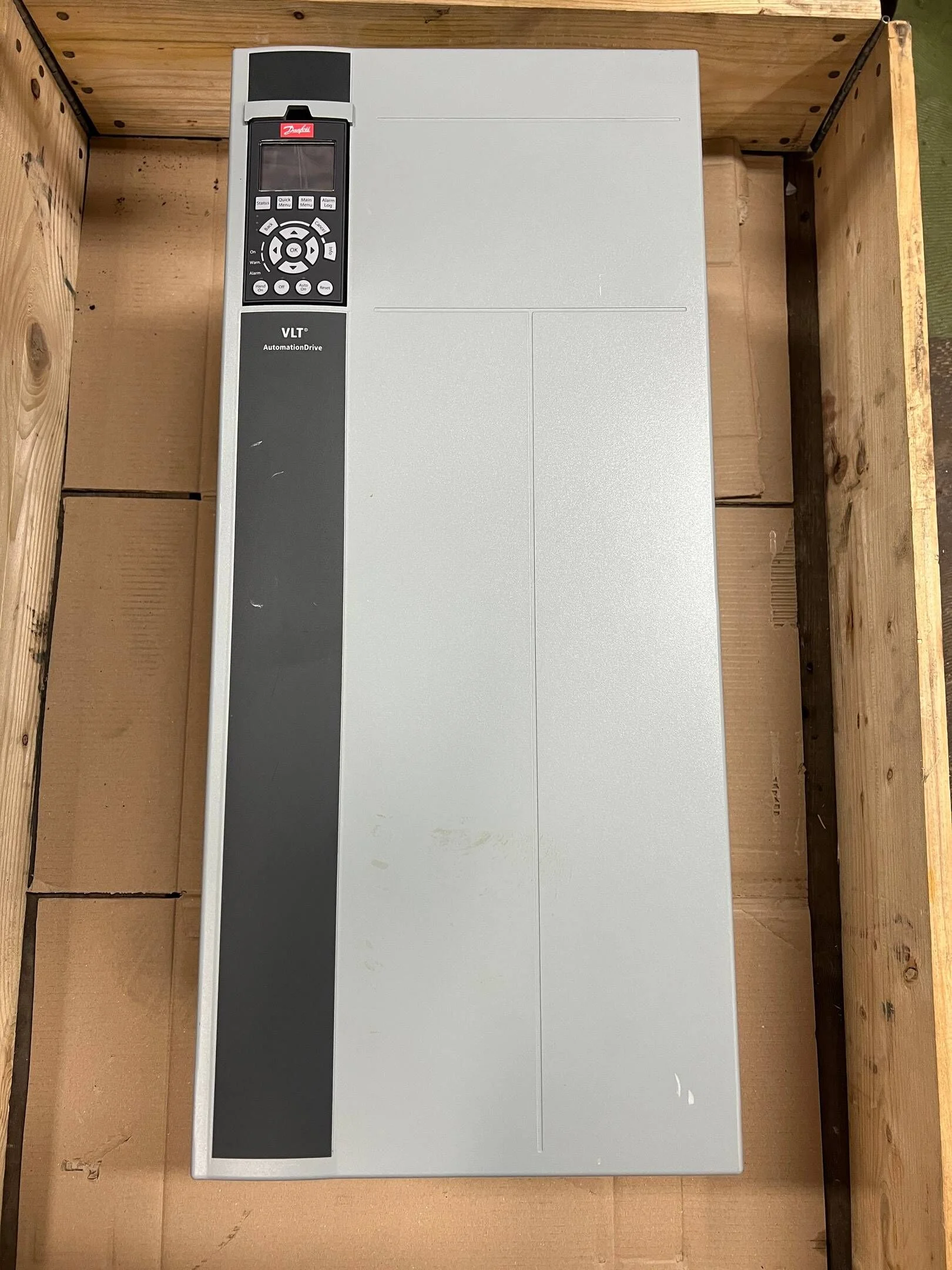 Danfoss VLT AutomationDrive FC-302P30KT7E21H2XGCXXXSXXXXALBXCXXXXD0 ( 134G8291 )