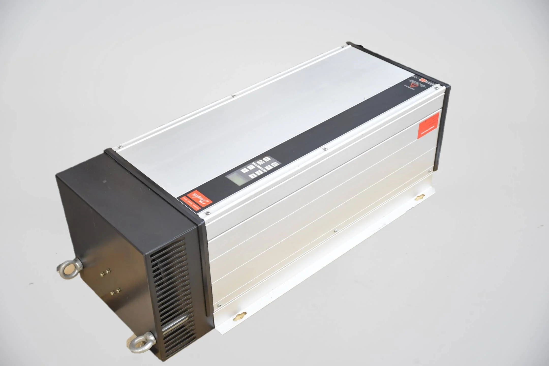 Danfoss VLT Drive 3000 HVAC 3016 Frequenzumrichter 175H7285