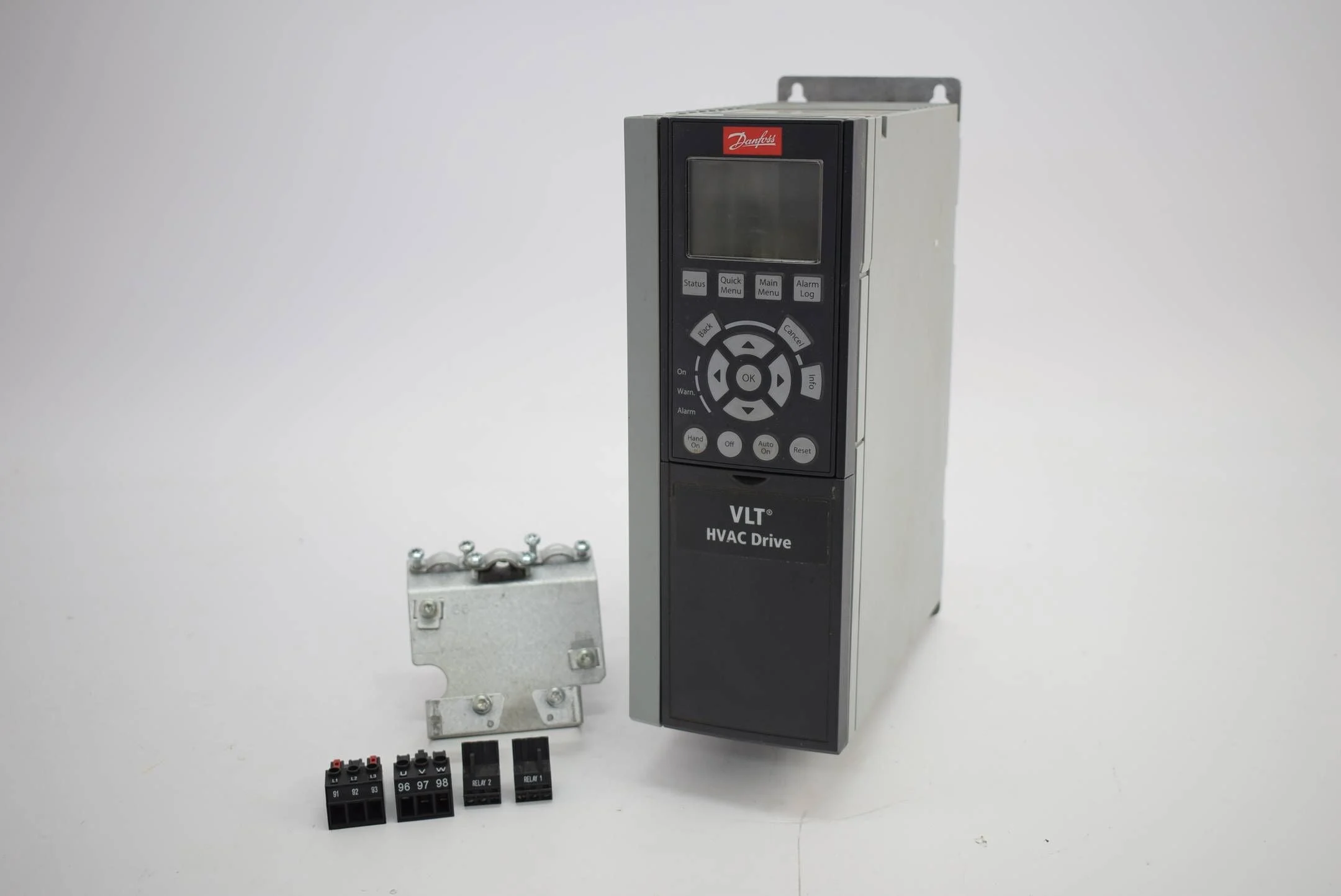 Danfoss VLT HVAC Drive 131B7529 ( FC-102P1K5T4E20H1XXXXXXSXXXXAXBXCXXXXDX )