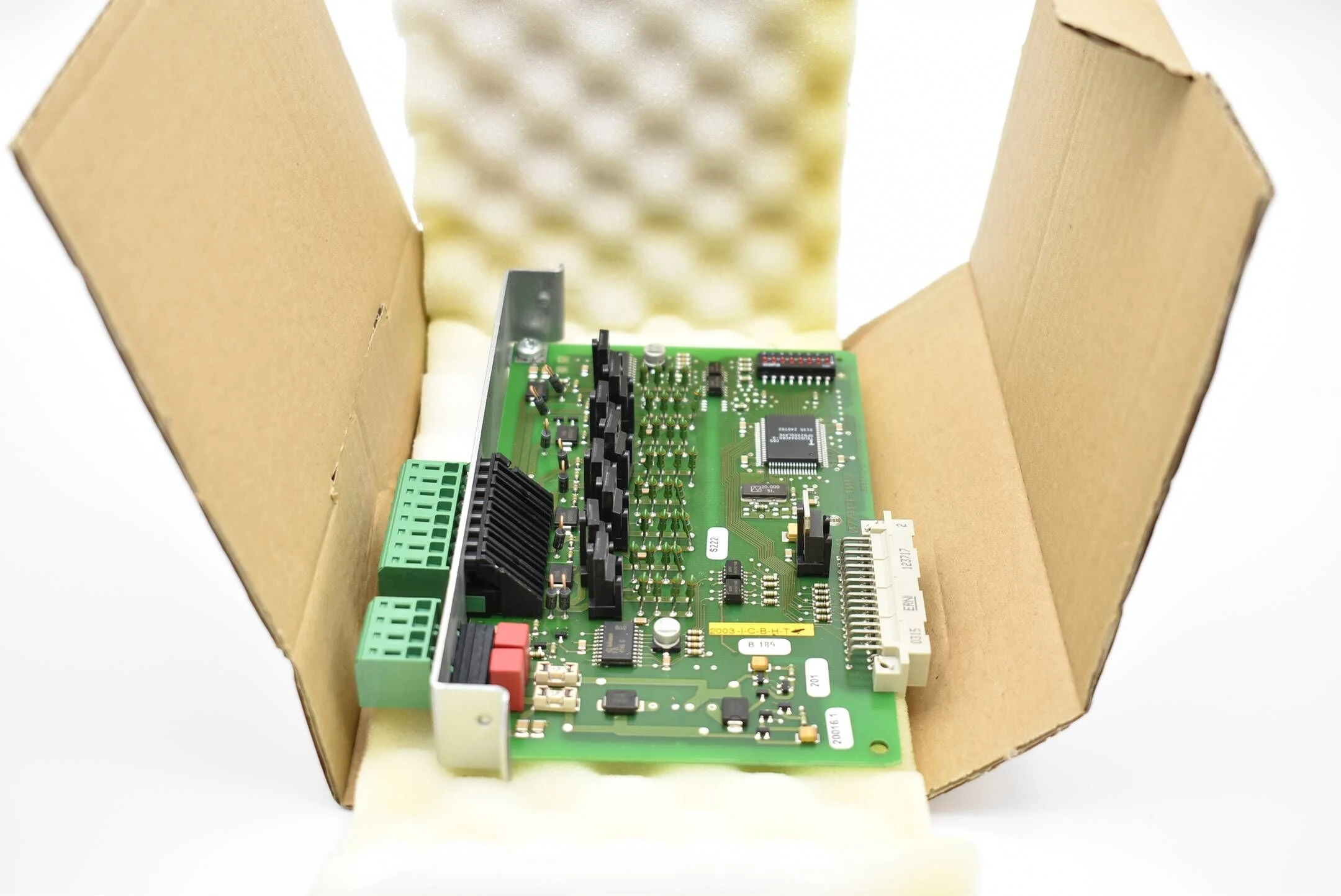 DD103 Bosch CL-A2-24V-2.0A 1070083385-105 E2