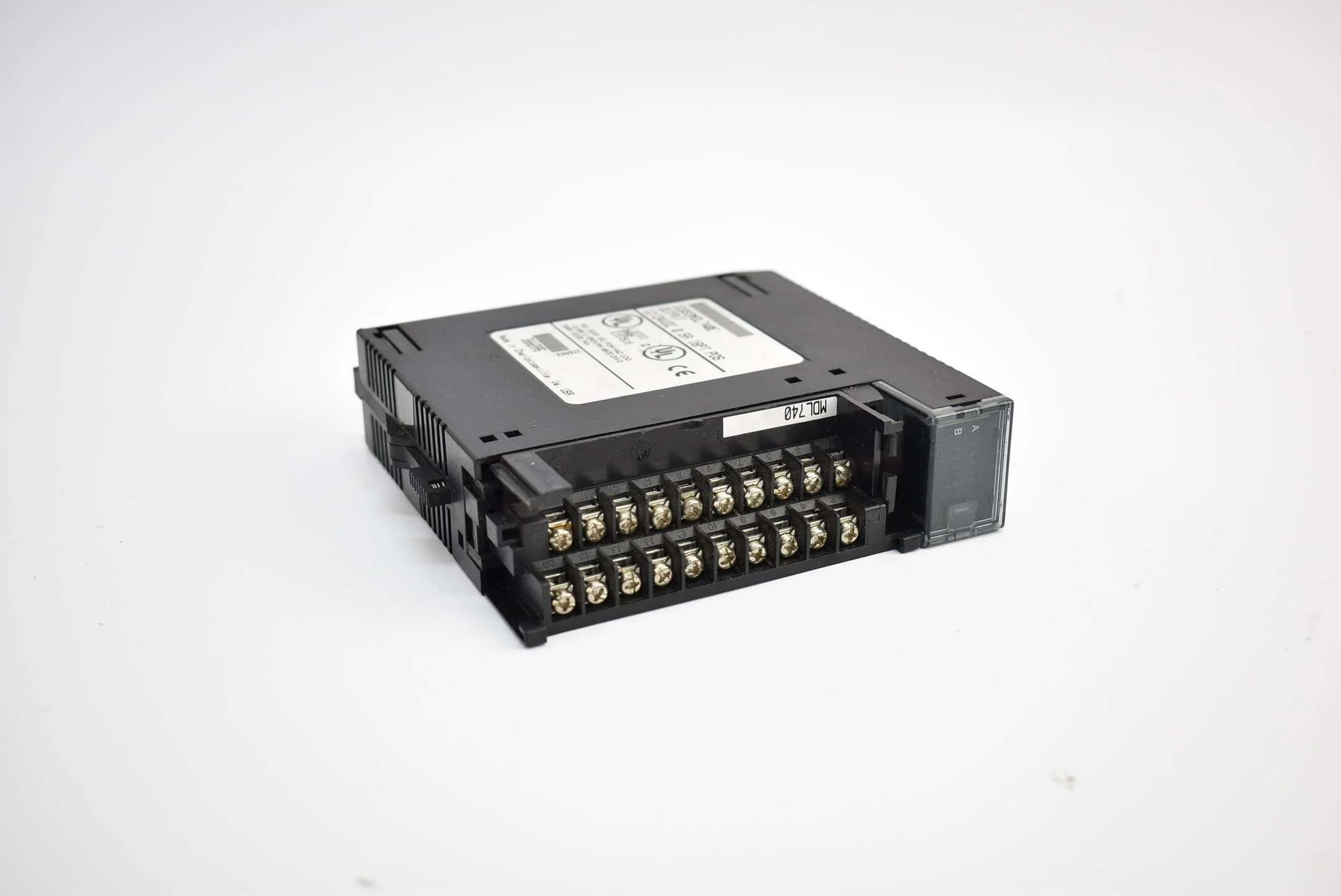 Fanuc Output Modul 12/24VDC 0,5A 16PT POS IC693MDL740E