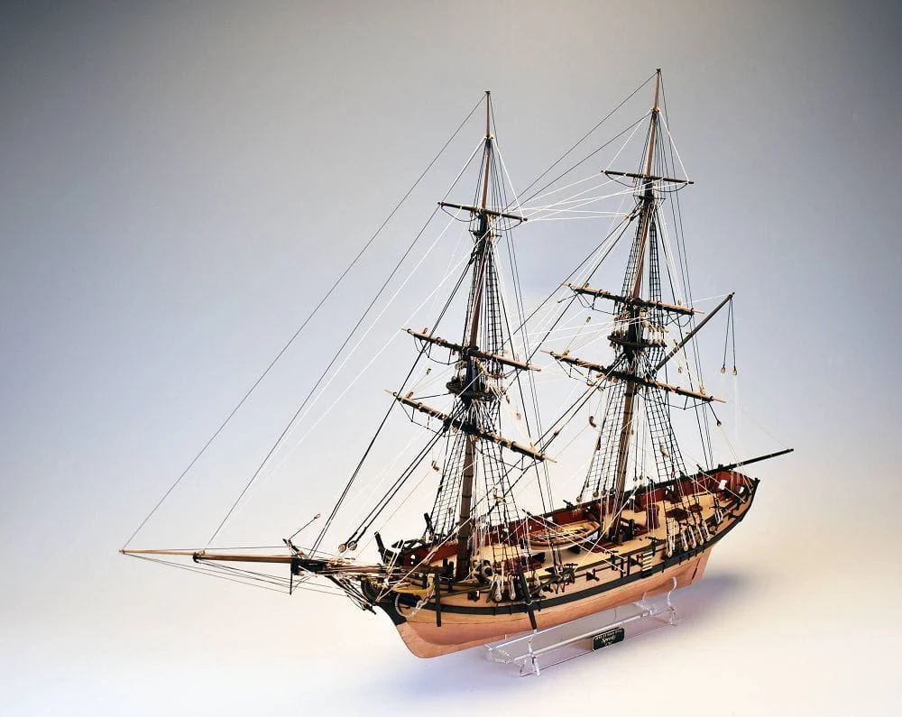 HMS Speedy 1:64 Bausatz - Historische Brigg mit 14 Kanonen, Vanguard Models