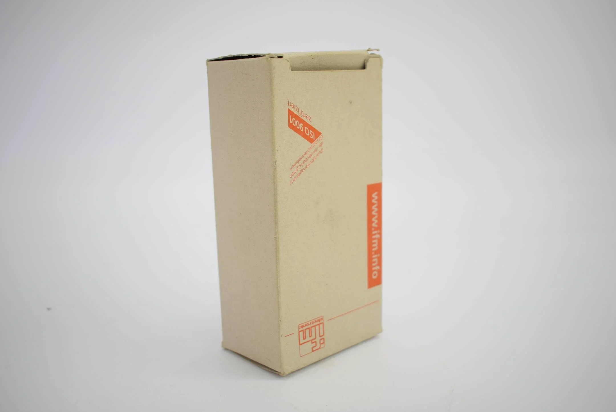 IFM Induktiver Sensor IB 5133 IBE3030-FPKG