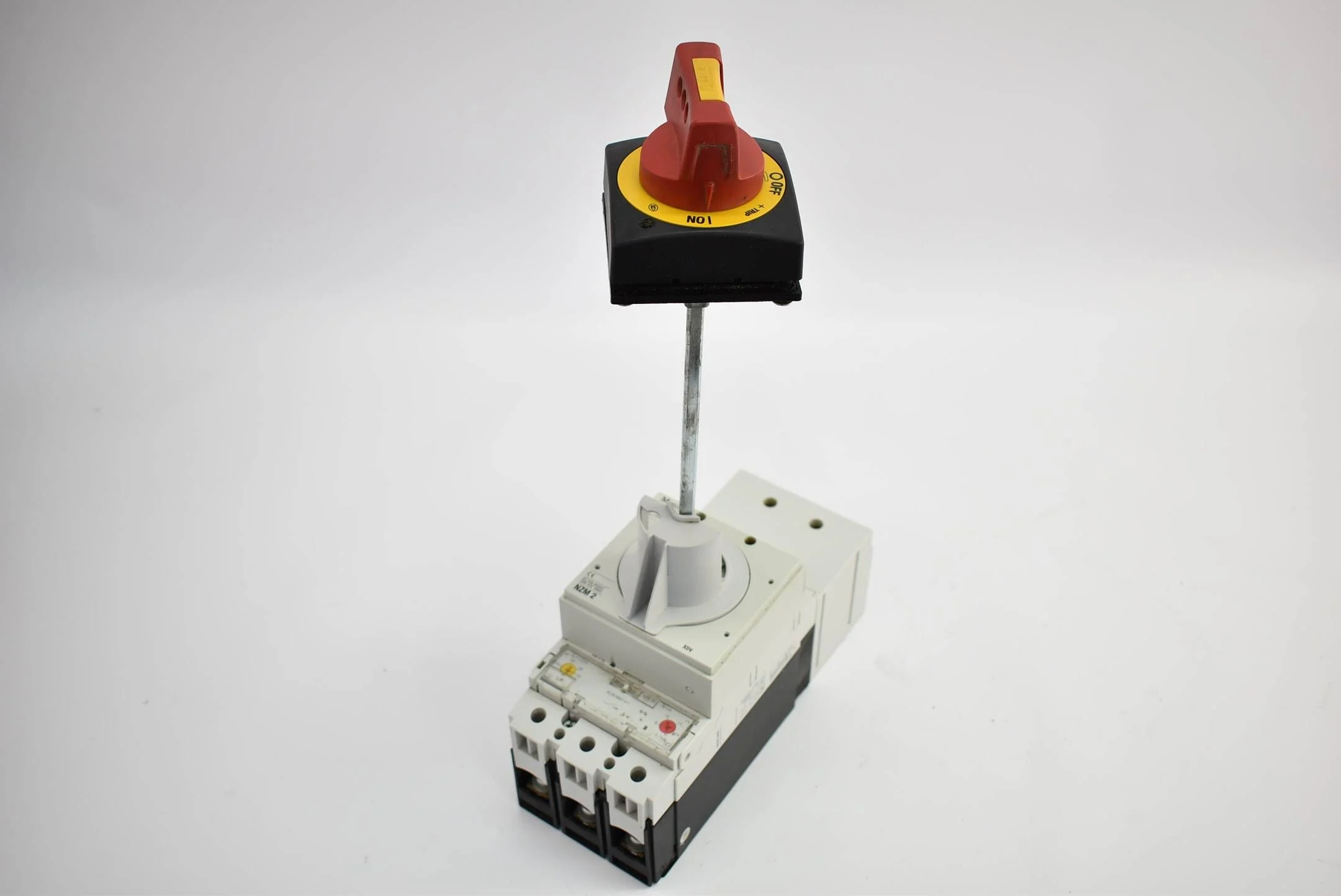 Klöckner Möller Leistungsschalter NMZ2