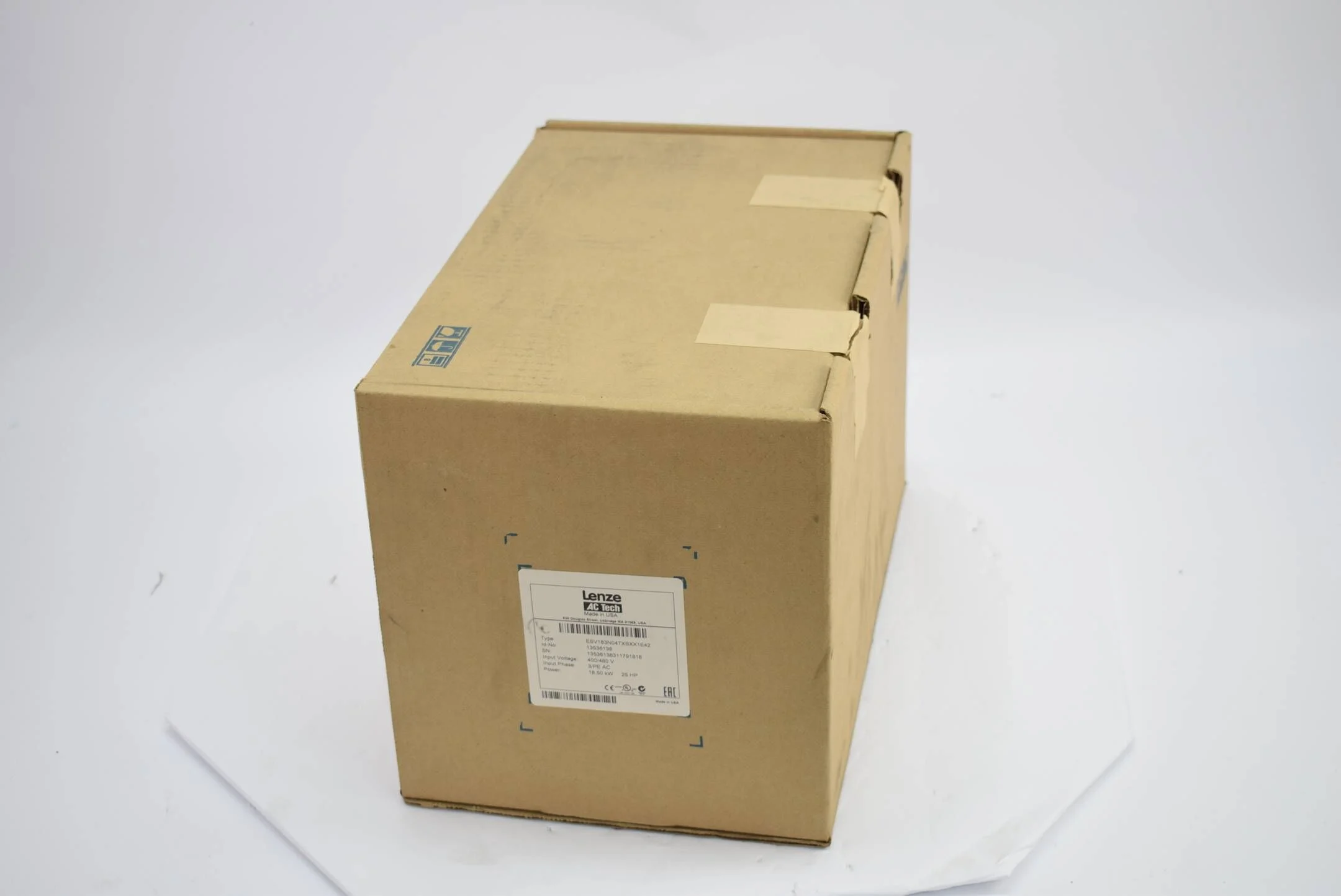 Lenze AC Tech ESV183N04TXBXX1E42 ( 13536138 )