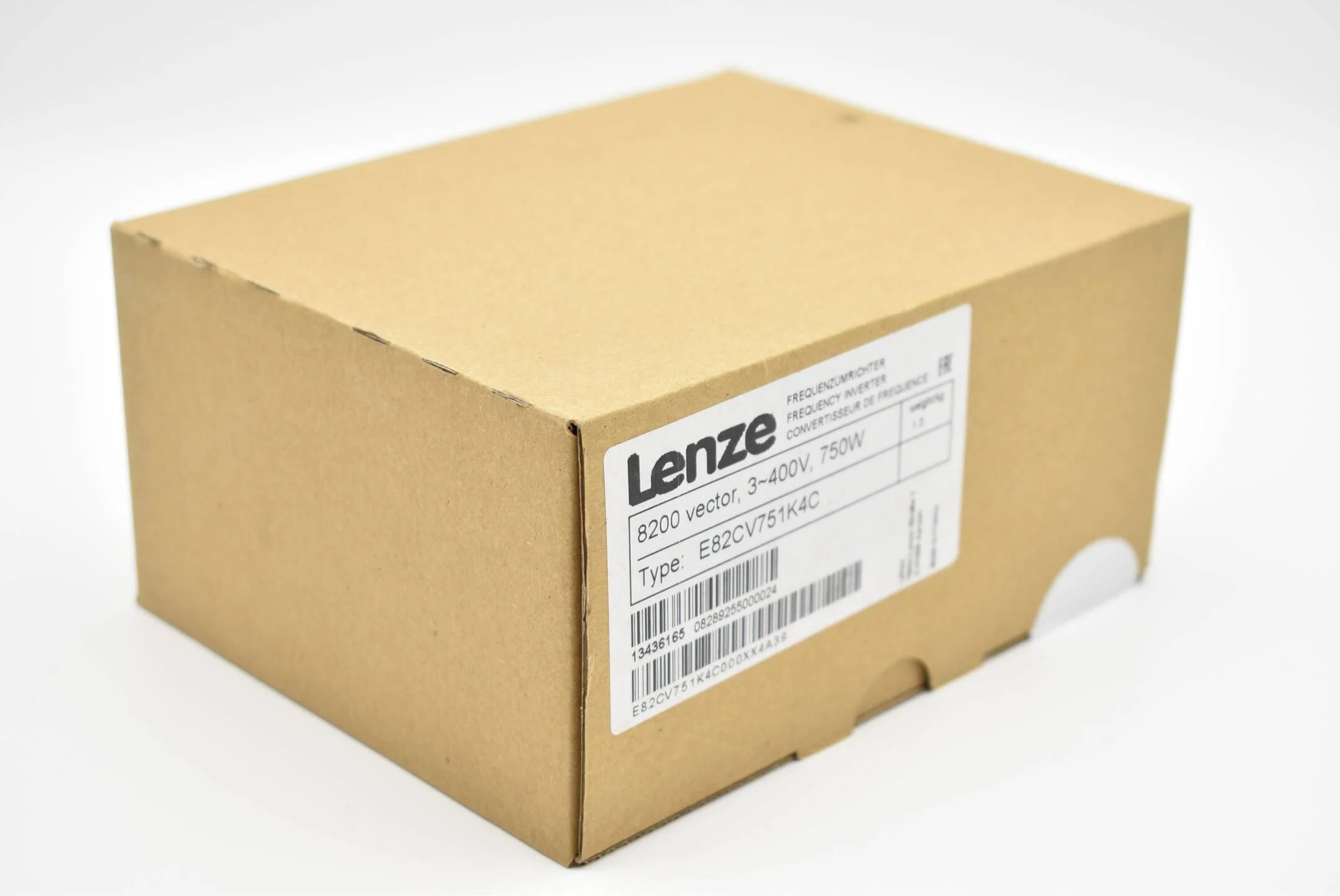 Lenze Frequenzumrichter 750W E82CV751K4C ( E82CV751K_4C )