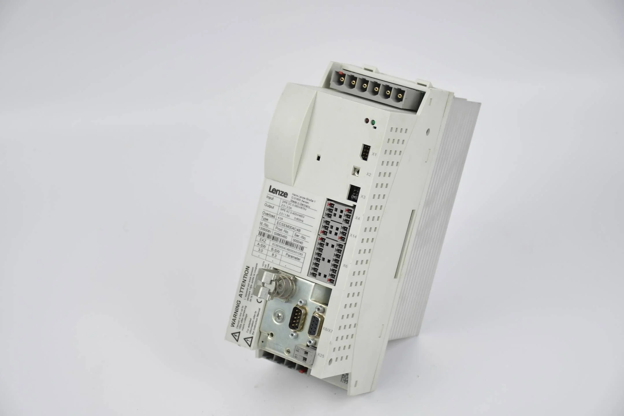 Lenze Frequenzumrichter ECSEM004C4B ( 13350081 )