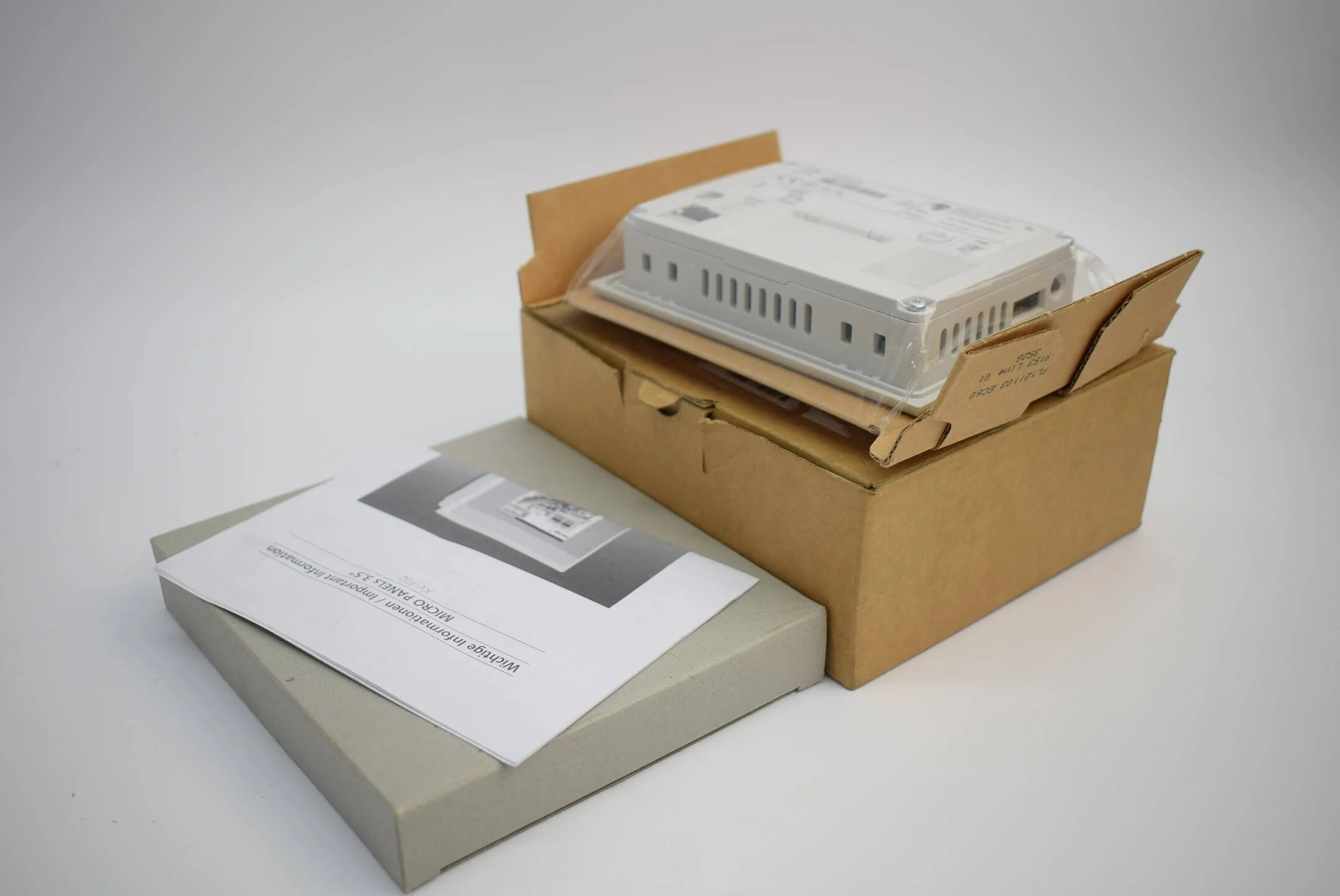 Micro Innovation Touch Panel XV-102-B0-35TQR-10