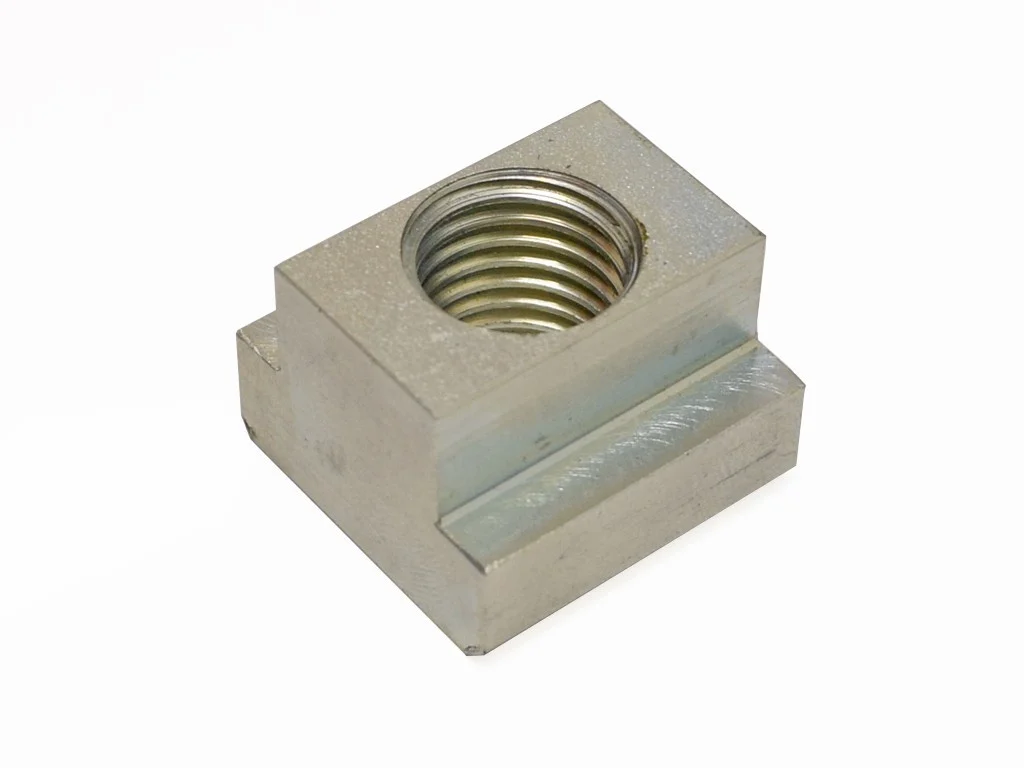 Mutter für T-Nuten T18 / M16 verzinkt, weich, CSN 021529