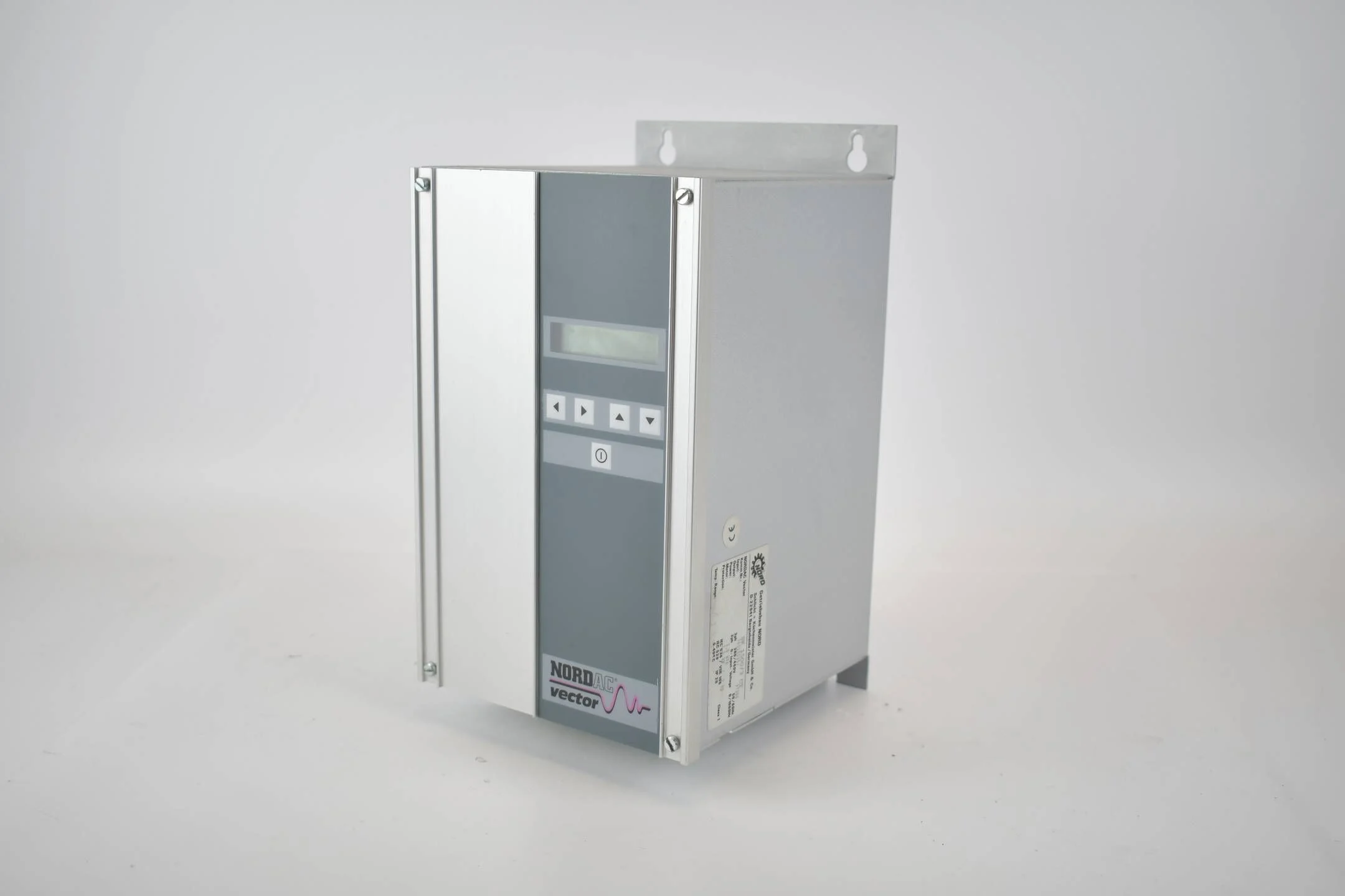 NORDAC Nord vector Frequenzumrichter SK 1500/3 CT ( 76015035 ) SK1500