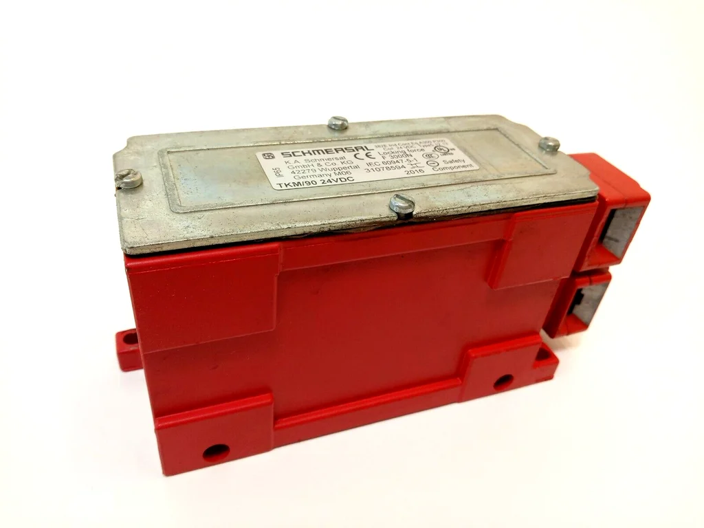 Schmersal TKM/90 24VDC Türverriegelung TKM/9024VDC Tür Schloss 101010229 TKM90