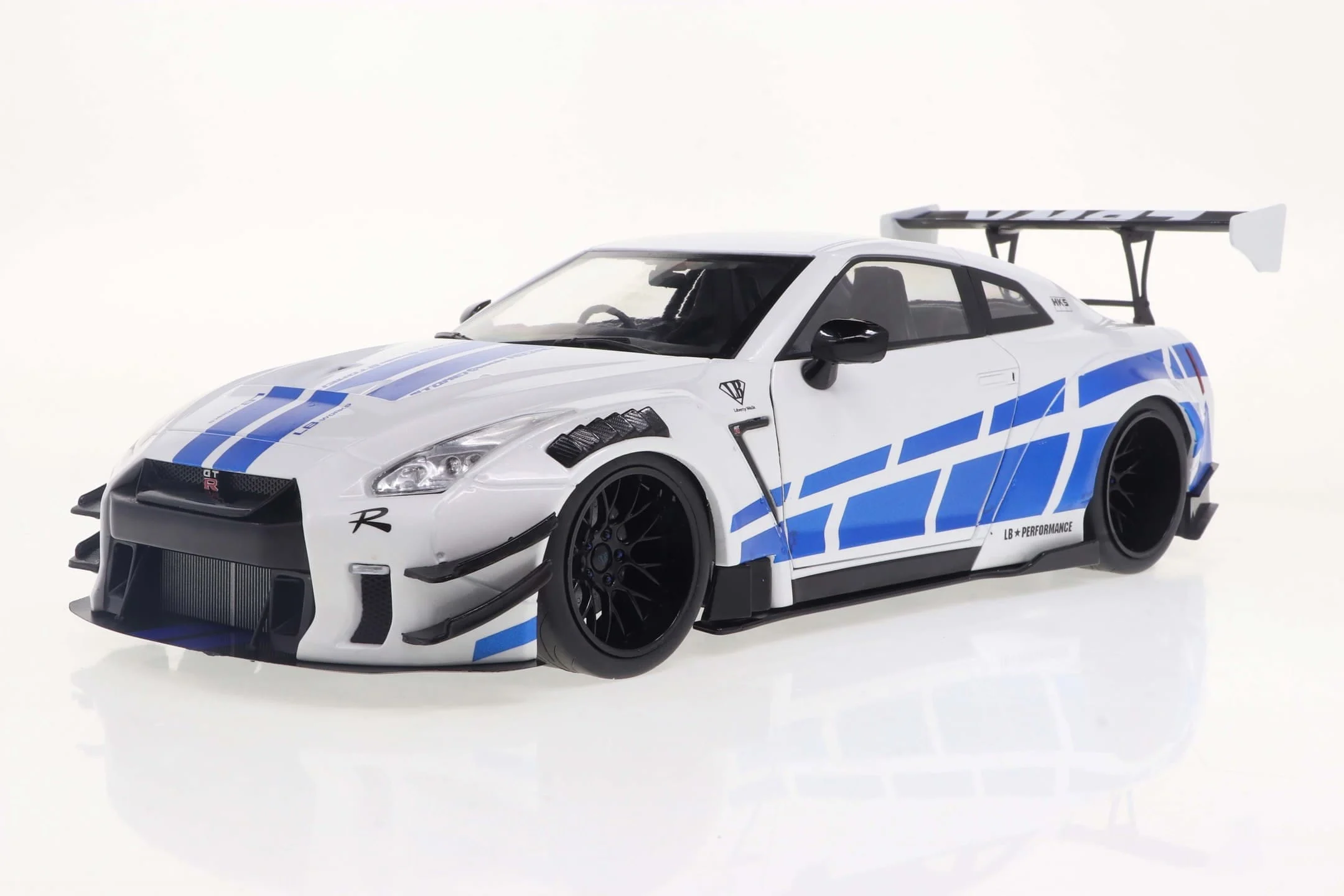 Solido 1:18 Nissan GT-R (R35) Paul Tribute 2024