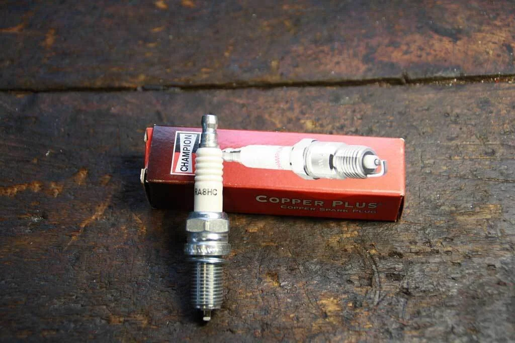Spark Plug Champion RA8HC