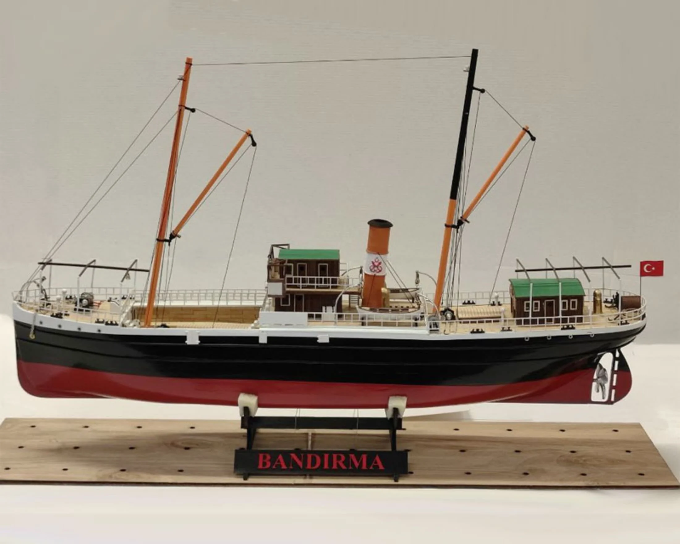 Türkmodel Panderma Frachter 1:87 Schiff Holzbausatz