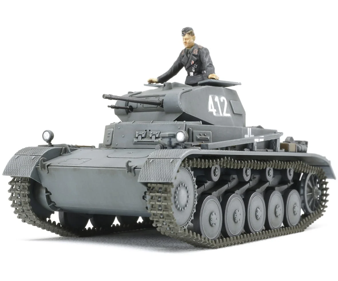 Tamiya 1:48 Deutscher Panzer II Ausf. A/B/C Modellbausatz - Detailliertes Militärfahrzeug