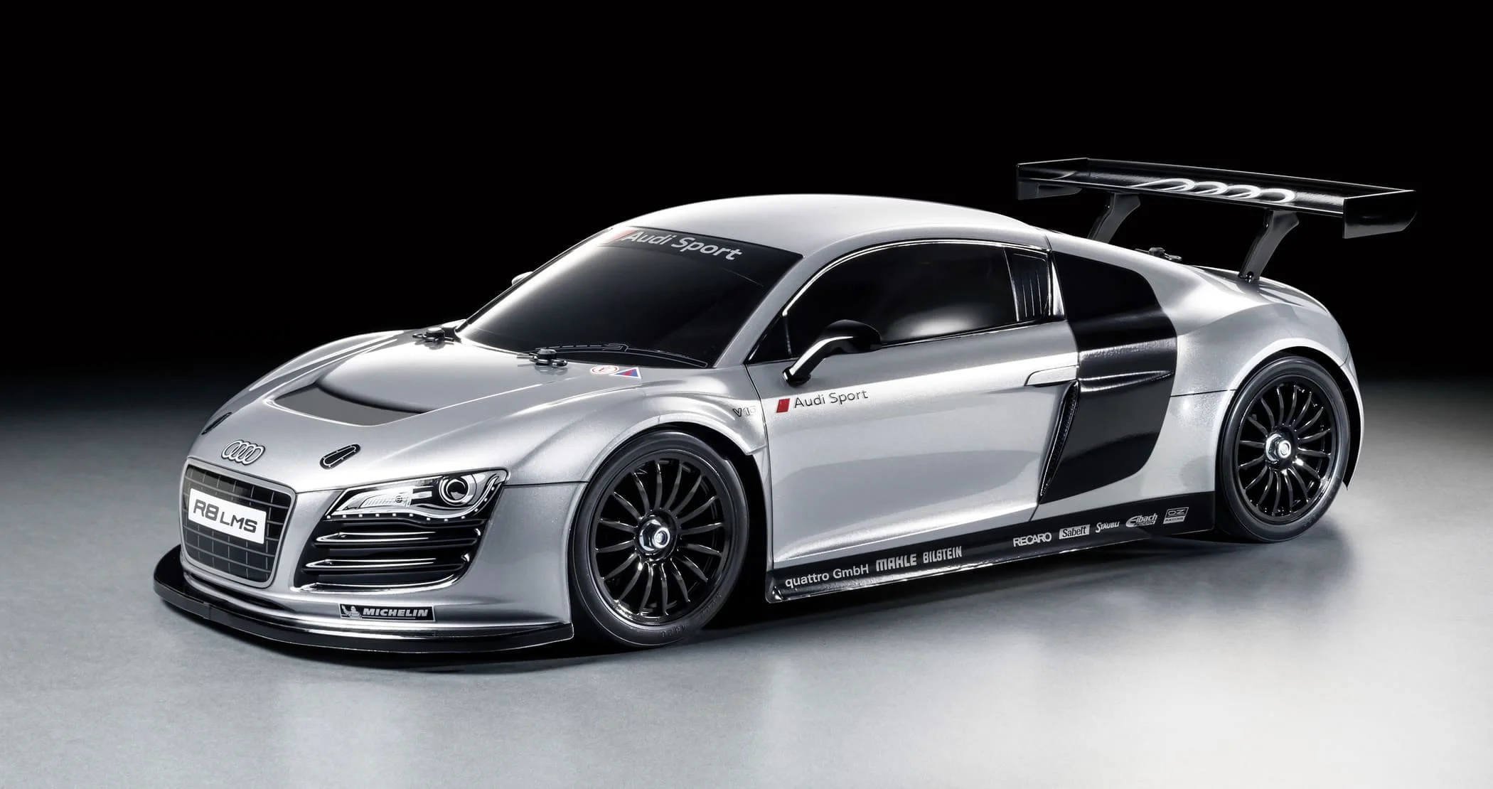 Tamiya Audi R8 LMS 2008 Bausatz 1:10 auf TT-02 Chassis