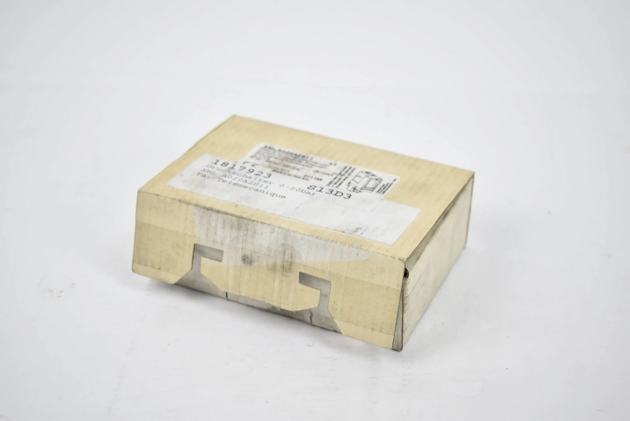 Telemecanique Druckschalter XMLA020A2S11 ( 071169 )